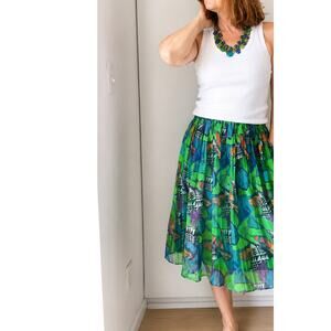 90s Womens graphic Print Pleated Skirt Size mediun Green/Blue Summer vibes